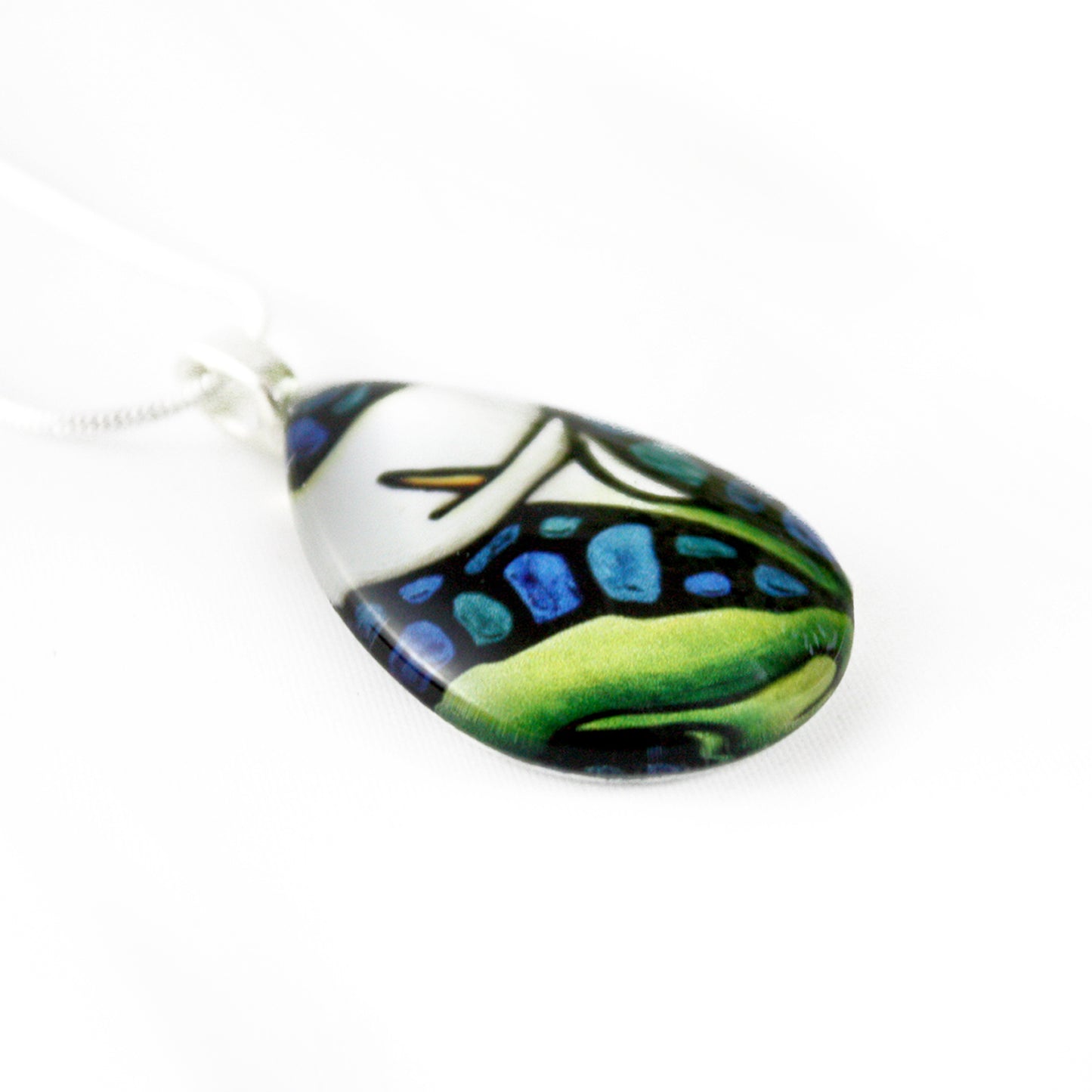 Calla Lily Flower Teardrop Necklace