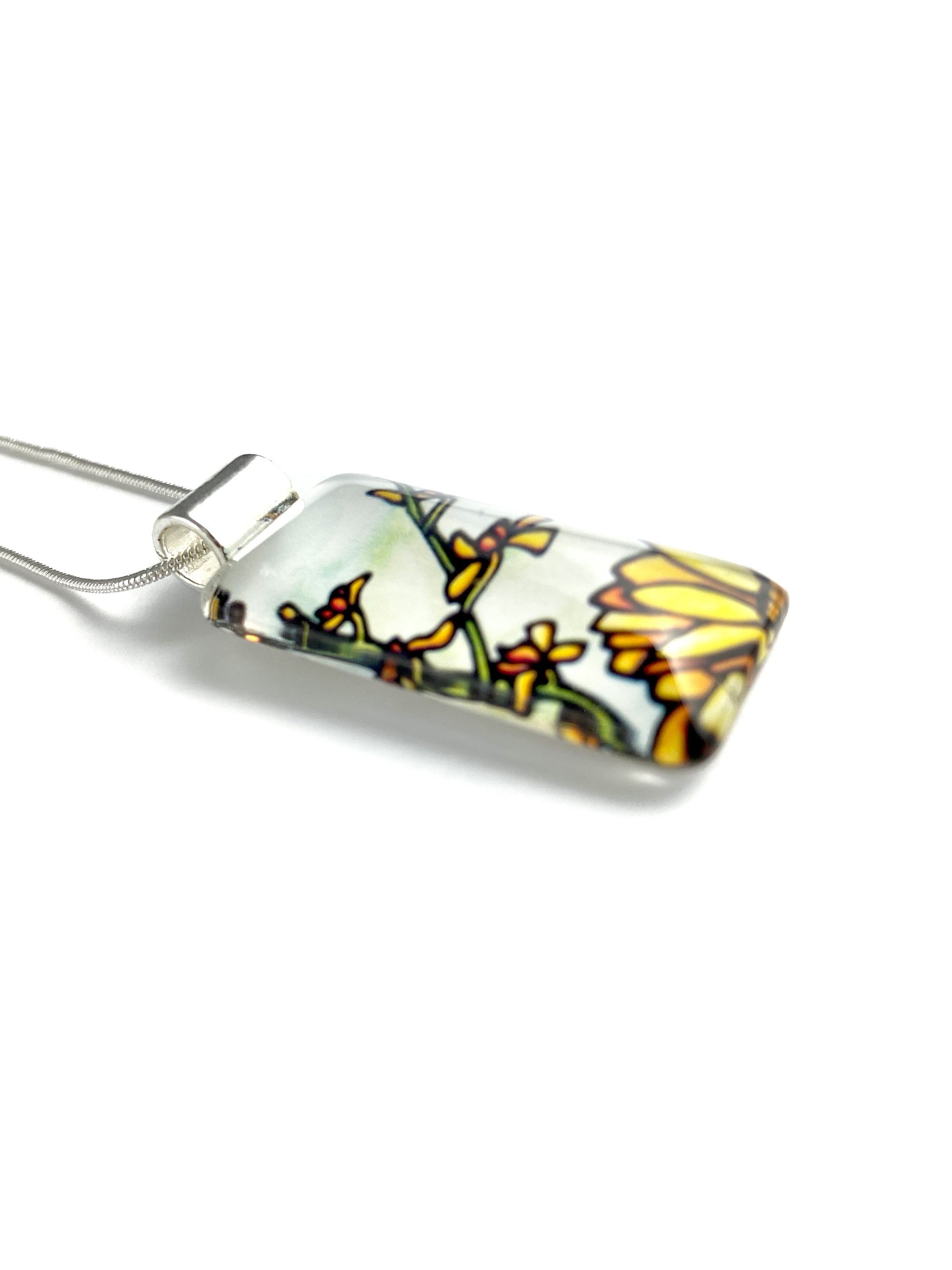 Daisy Flower Necklace - Rectangle Pendant